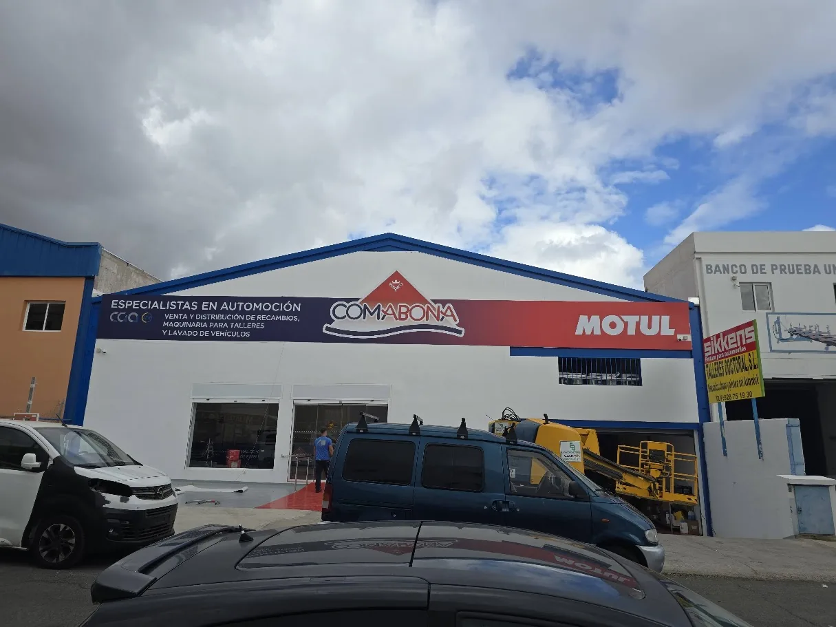 Letrero corporativo para negocio en Tenerife