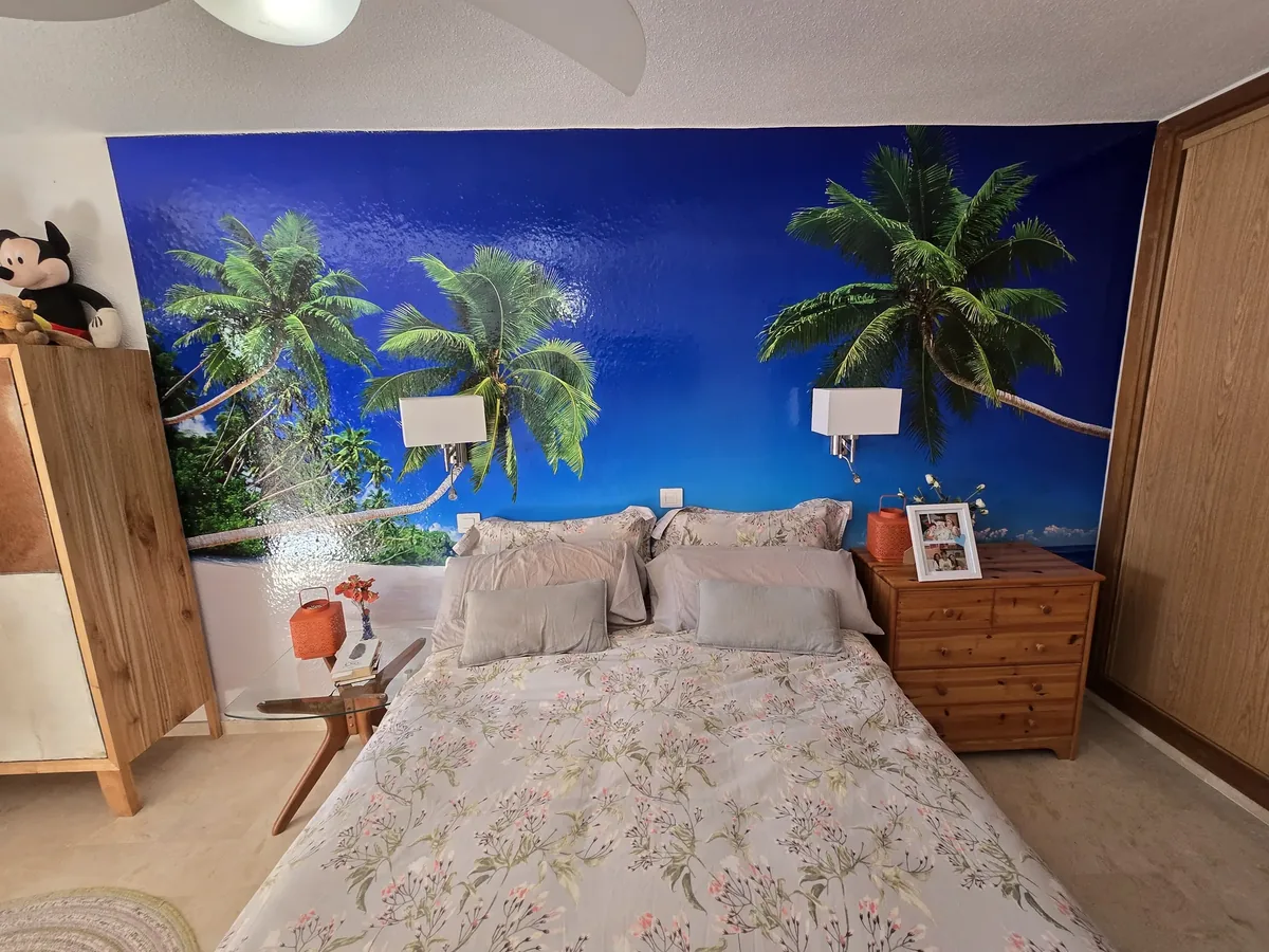 Mural decorativo de playa personalizado en Tenerife